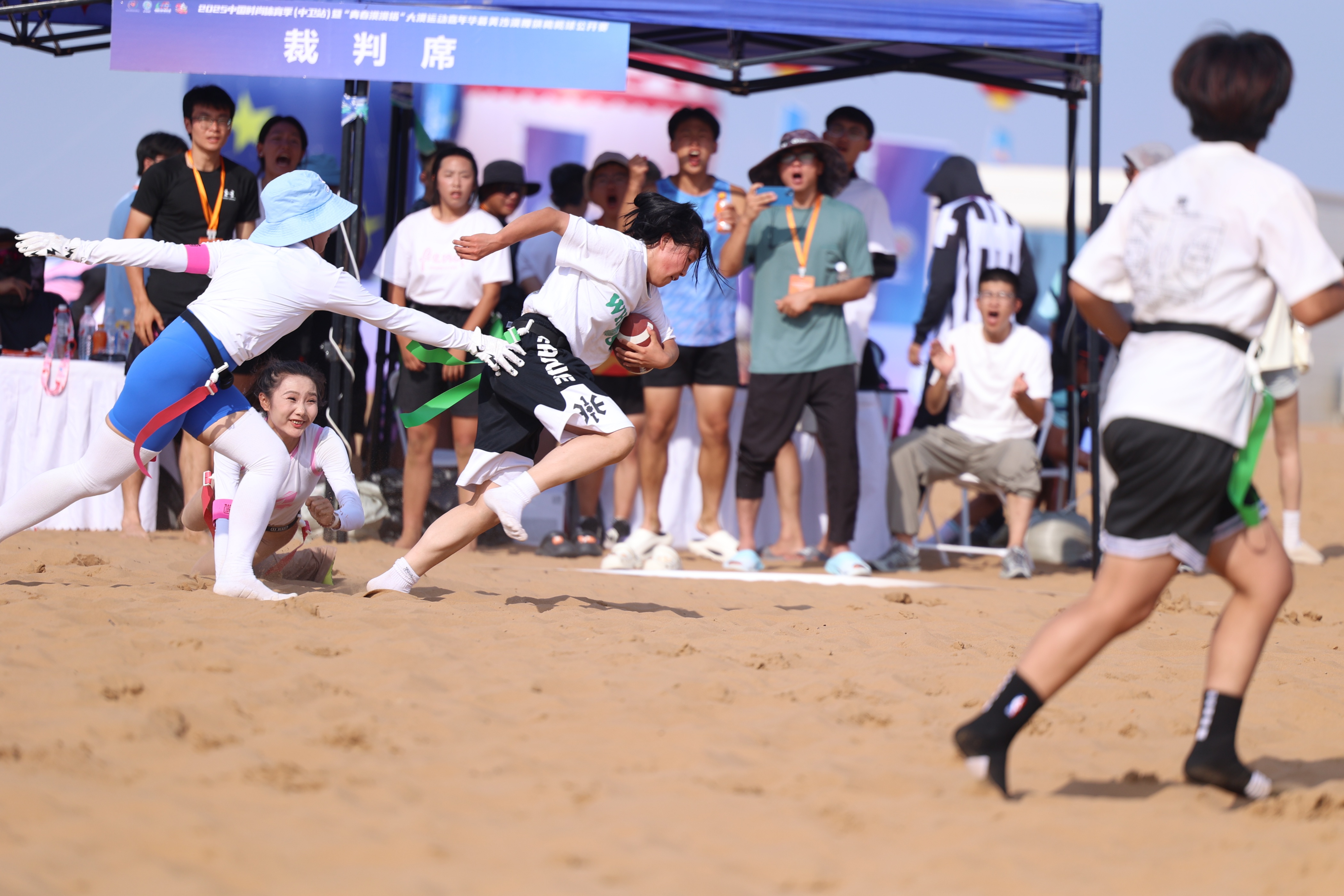 2025中国时尚体育季中卫站开幕 沙漠运动嘉年华点