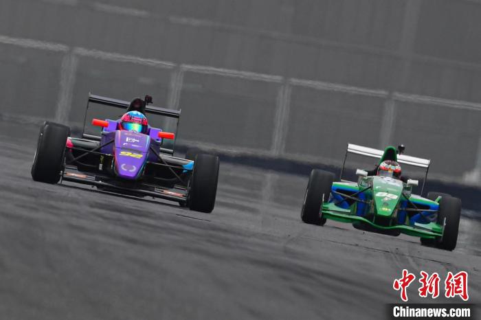 V1汽车世界夏日狂欢节点燃京津冀夏日激情