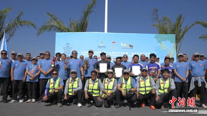 中老车手SS4场地技巧赛激烈角逐 中方211号车手摘