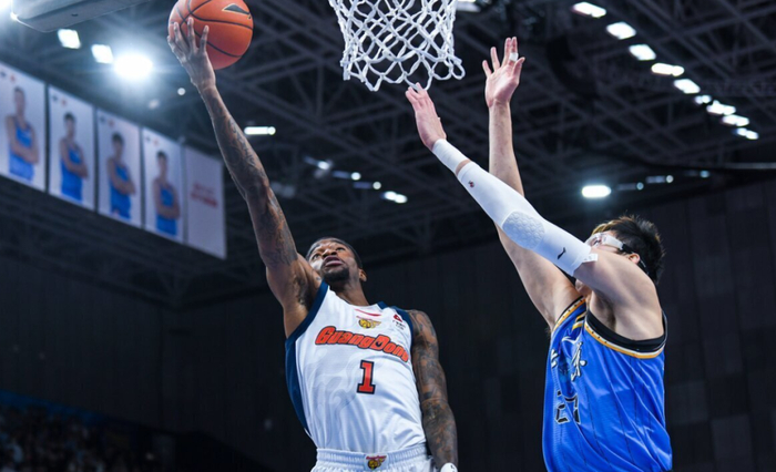 广东男篮大胜四川暂稳前三 北京首钢迎战浙江展