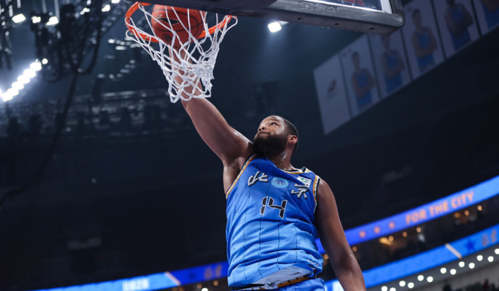 广东男篮大胜四川暂稳前三 北京首钢迎战浙江展