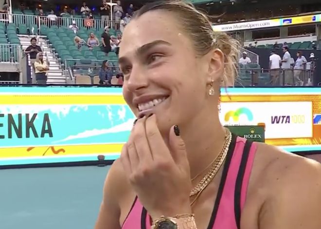 萨巴伦卡直落两盘胜郑钦文 称其为强大对手并调