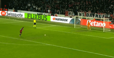 诺丁汉森林点球大战险胜晋级，奥尔特加站着赢