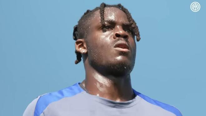 国米双核缺席迎战卡利亚里 齐沃防线面临严峻考